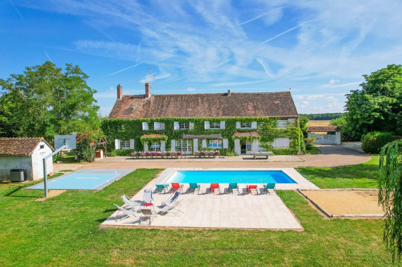 Crazy Villa Etisseaux 45 - Heated Pool - Volley Court - 1H30 Paris - 45P Saint-Maurice-sur-Aveyron Exterior photo